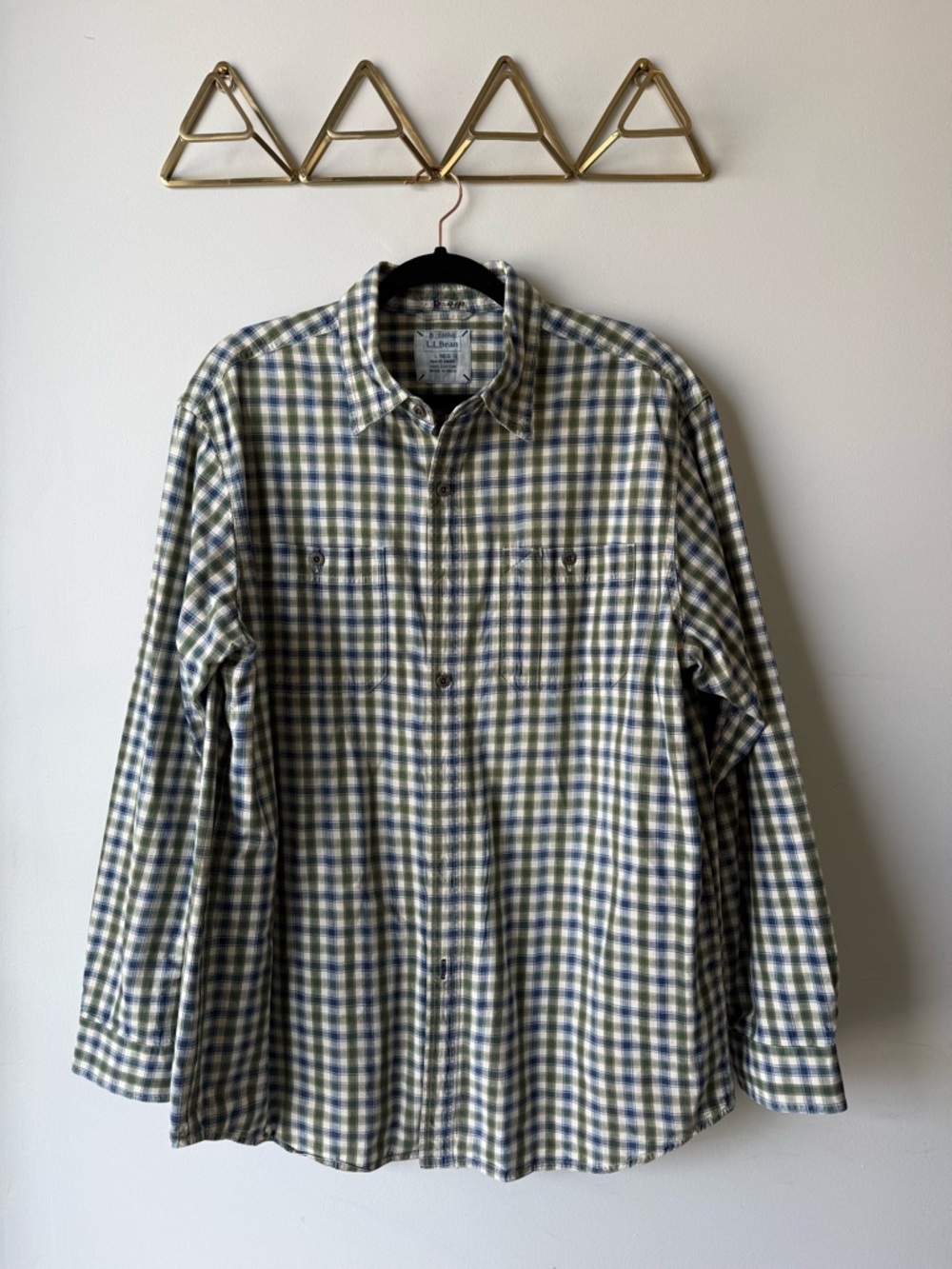 Pre Loved L.L.Bean Plaid 100 % Cotton Button Down Shirt